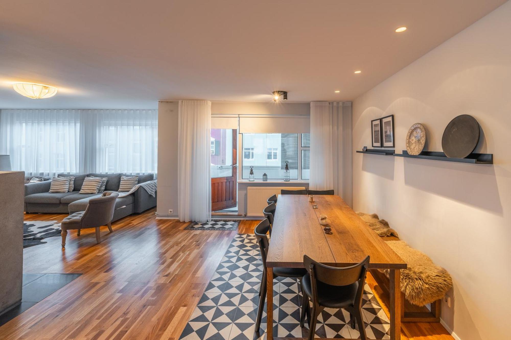 Day Dream Apartments Laugavegur 139 เรคยาวิก ภายนอก รูปภาพ