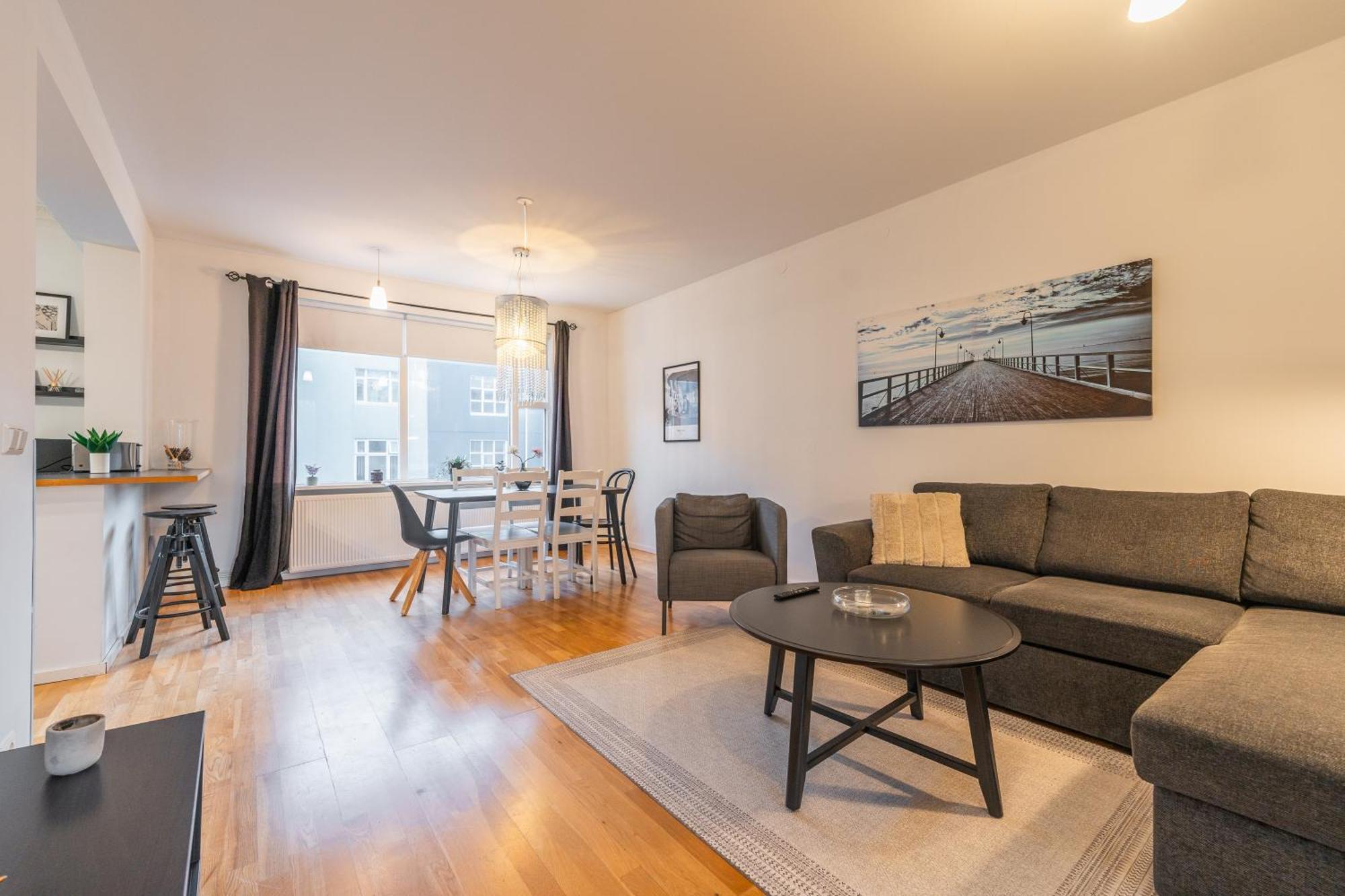 Day Dream Apartments Laugavegur 139 เรคยาวิก ภายนอก รูปภาพ