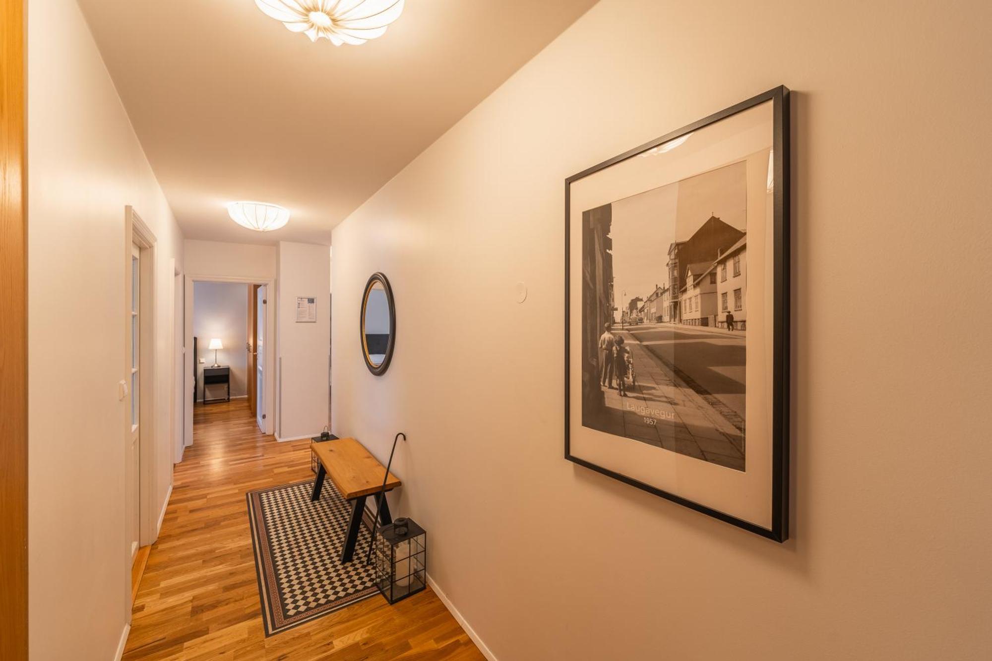 Day Dream Apartments Laugavegur 139 เรคยาวิก ภายนอก รูปภาพ